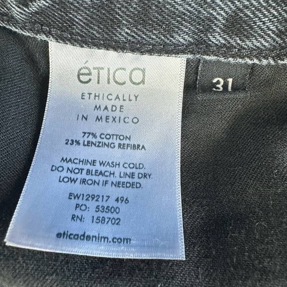 Etica Josie High Rise Crop Raw Hem Jeans 31 washed Black - Picture 9 of 9